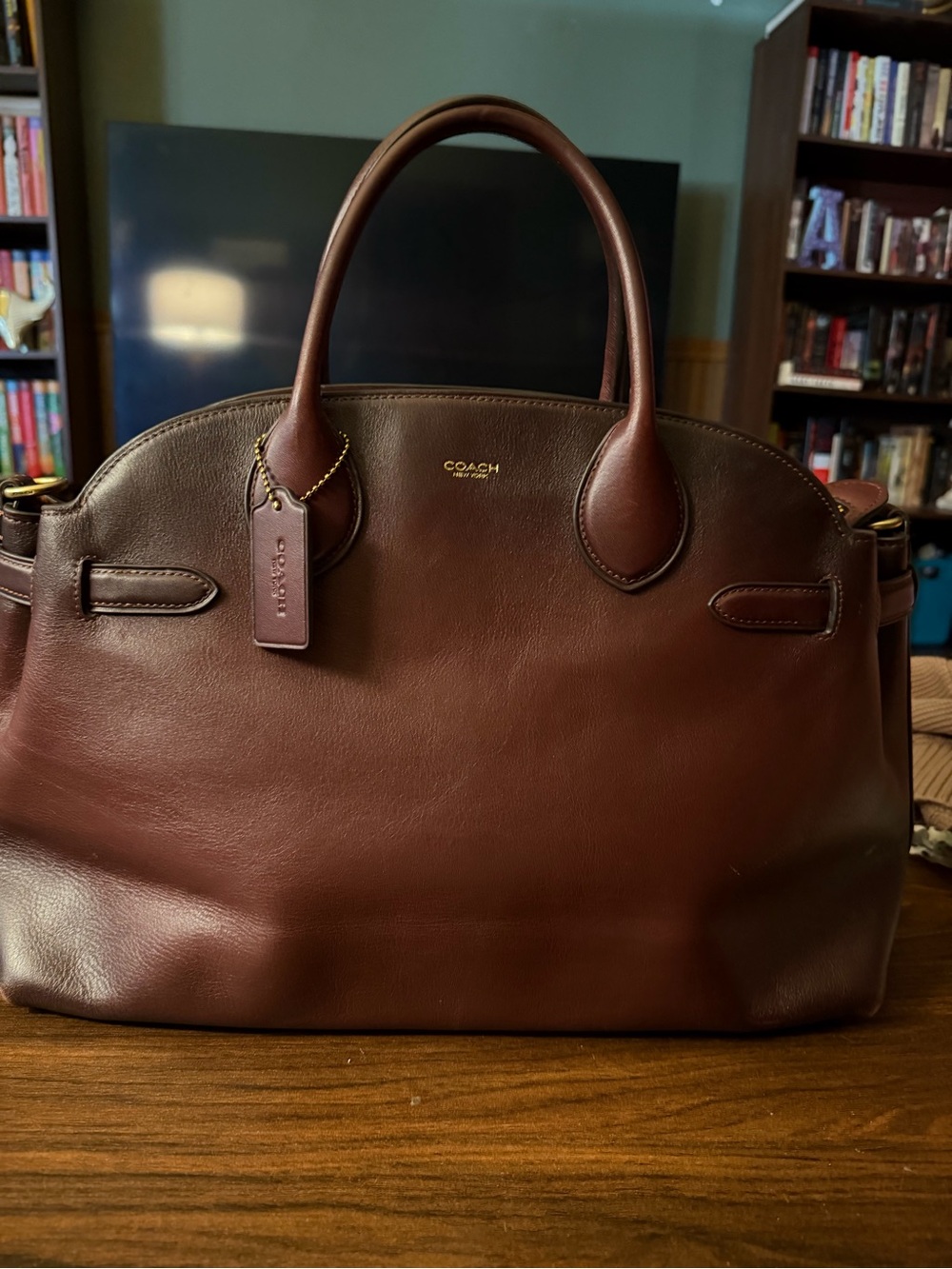 Coach Empire 40 in Merlot